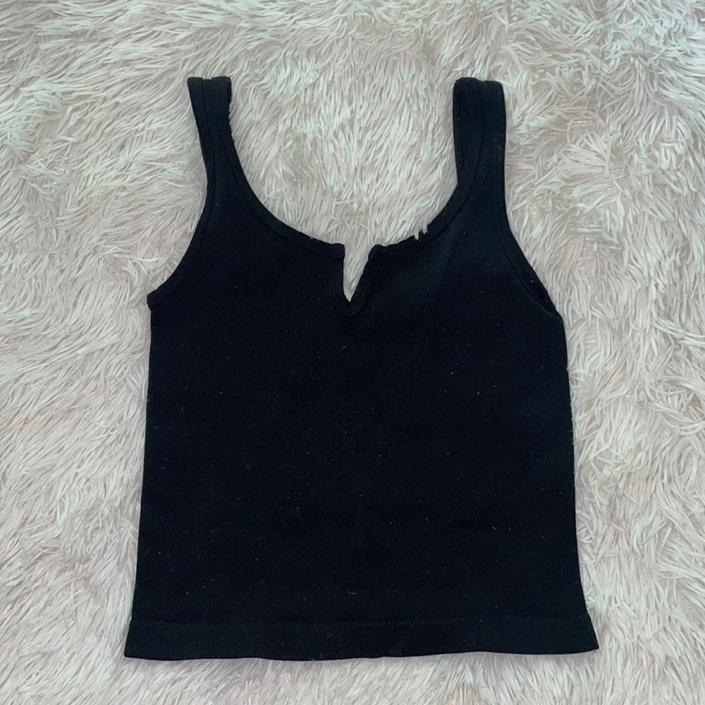 Basic Tank - Picture 2 of 2